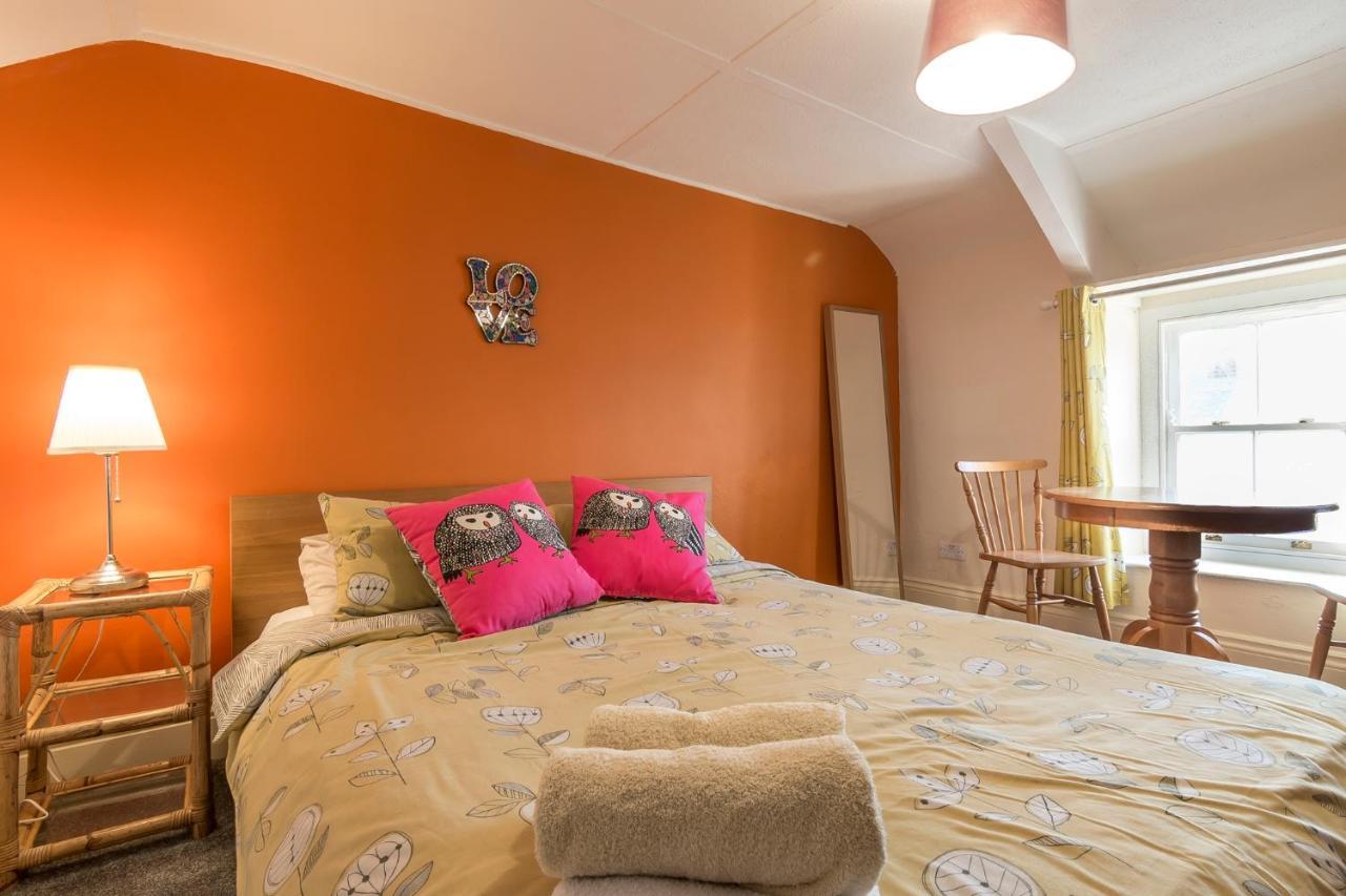 Manorbier Castle Inn Sunset Room エクステリア 写真